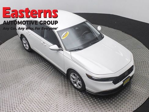 Used 2023 Honda Accord LX image 3