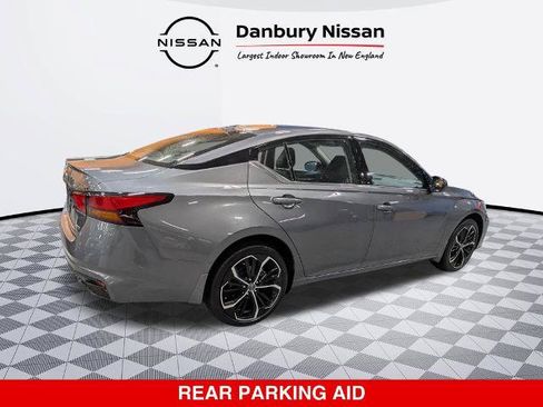 Certified 2025 Nissan Altima 2.5 SR AWD/4WD image 4