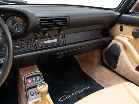 Used 1998 Porsche 911 Carrera RWD image 34