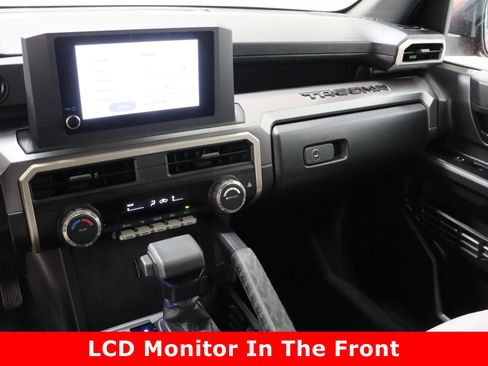 Used 2025 Toyota Tacoma SR5 image 15