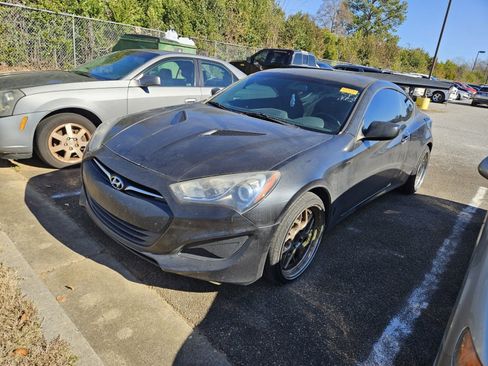 Used 2013 Hyundai Genesis 2.0T image 3
