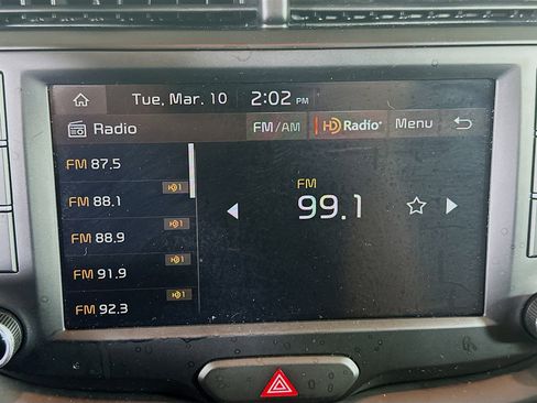 Used 2025 Kia Soul LX w/ LX Technology Package image 21