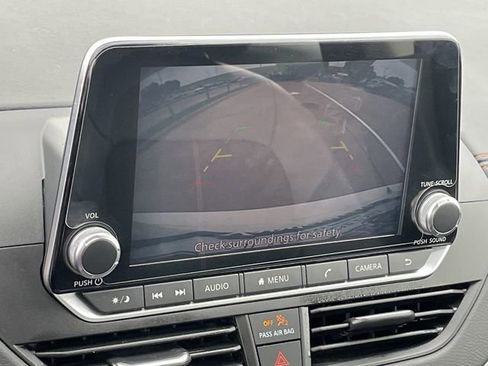 Used 2022 Nissan Altima 2.5 SR FWD image 17
