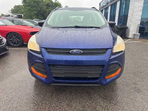 Used 2014 Ford Escape S FWD image 2
