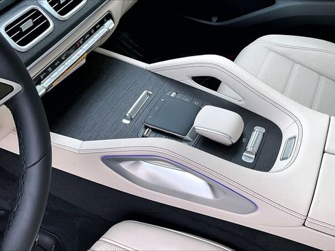 New 2026 Mercedes-Benz GLE 450 GLE 450 image 7