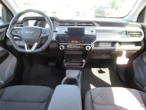 New 2027 Chevrolet Bolt LT w/ Comfort Package FWD image 12