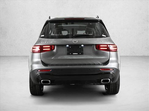 New 2026 Mercedes-Benz GLB 250 4MATIC image 7