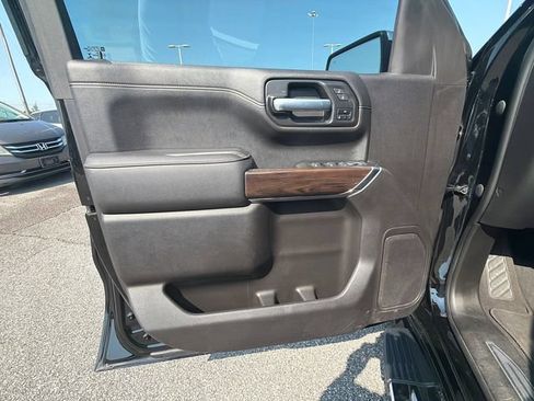 Used 2021 GMC Sierra 1500 SLT RWD image 10
