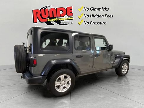 Used 2019 Jeep Wrangler Unlimited Sport S AWD/4WD image 6