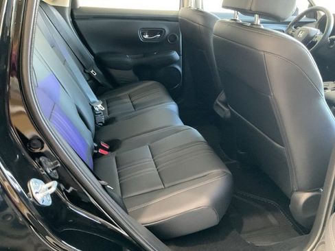 New 2026 Honda HR-V EX-L image 25