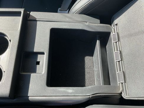 Used 2019 Ford F250 Lariat w/ Lariat Value Package image 20