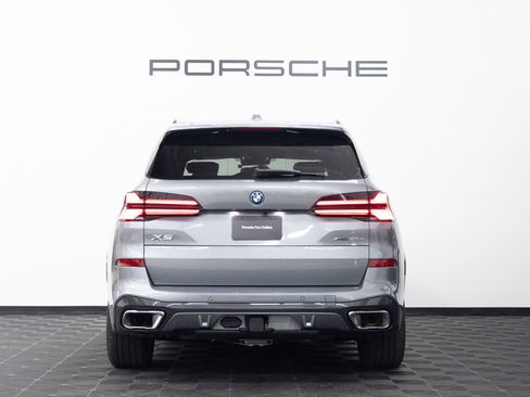 Used 2025 BMW X5 xDrive50e w/ M Sport Package AWD/4WD image 6