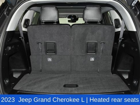 Used 2023 Jeep Grand Cherokee L Limited w/ Black Appearance Package AWD/4WD image 33