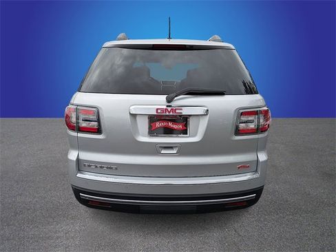 Used 2014 GMC Acadia SLE image 4