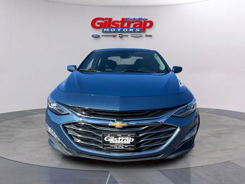 Used 2024 Chevrolet Malibu LT FWD image 2