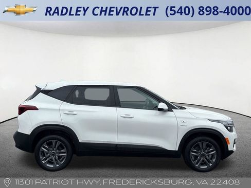 Used 2023 Kia Seltos LX AWD/4WD image 31