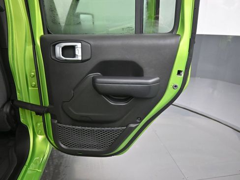 New 2026 Jeep Gladiator Sport image 16