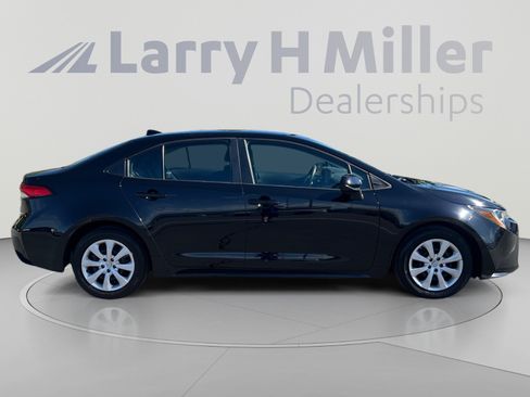 Used 2023 Toyota Corolla LE FWD image 6