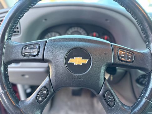 Used 2005 Chevrolet TrailBlazer LT image 34