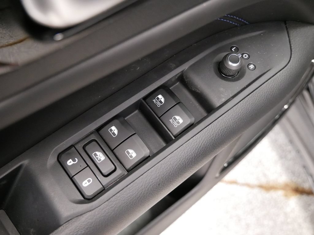 New 2026 Jeep Compass Latitude AWD/4WD image 19