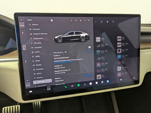 Used 2022 Tesla Model S image 9