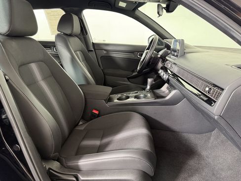 Used 2025 Honda Civic Sport image 21