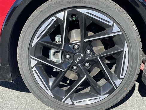 New 2025 Kia K4 GT-Line image 11