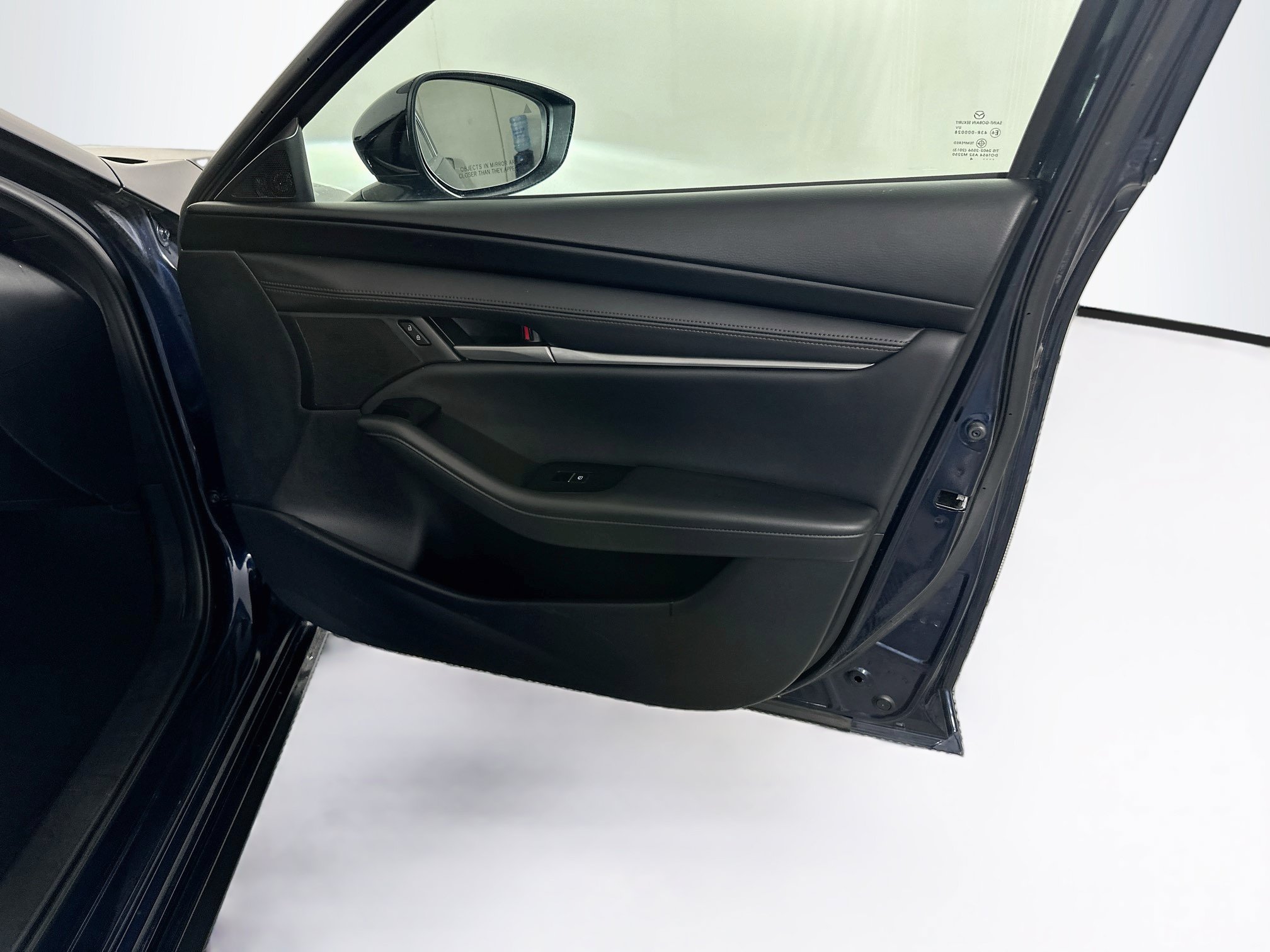 Used 2024 MAZDA MAZDA3 s FWD image 31