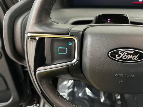 Used 2025 Ford Expedition Platinum w/ Stealth Performance Package AWD/4WD image 14