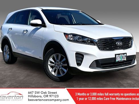 Used 2019 Kia Sorento LX image 1