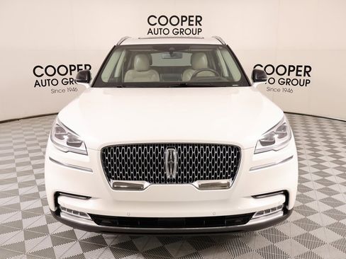 Used 2022 Lincoln Aviator Reserve w/ Equipment Group 201A image 10