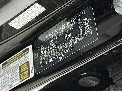 Used 2024 Kia Sportage LX image 12