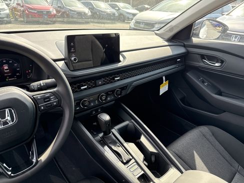 New 2026 Honda Accord SE image 17