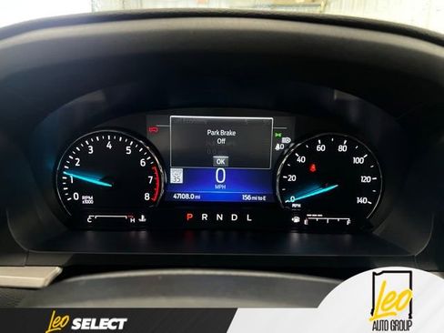 Used 2023 Ford Explorer XLT w/ Equipment Group 202A AWD/4WD image 18
