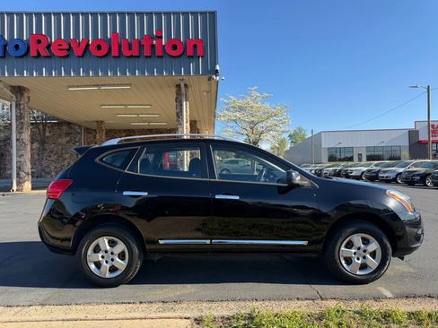 Used 2014 Nissan Rogue S w/ Convenience Package AWD/4WD image 8
