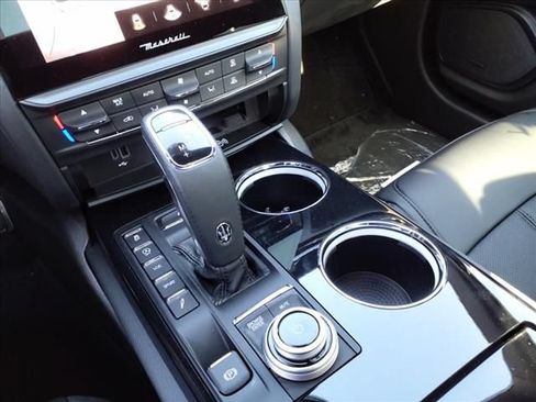 Used 2024 Maserati Quattroporte Modena Ultima Q4 AWD/4WD image 20