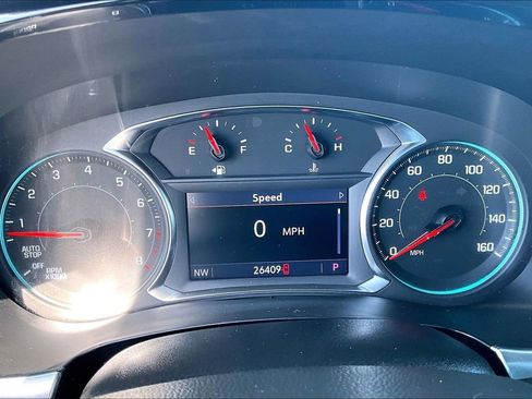 Used 2023 Chevrolet Traverse LT image 13