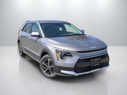 New 2026 Kia Niro LX