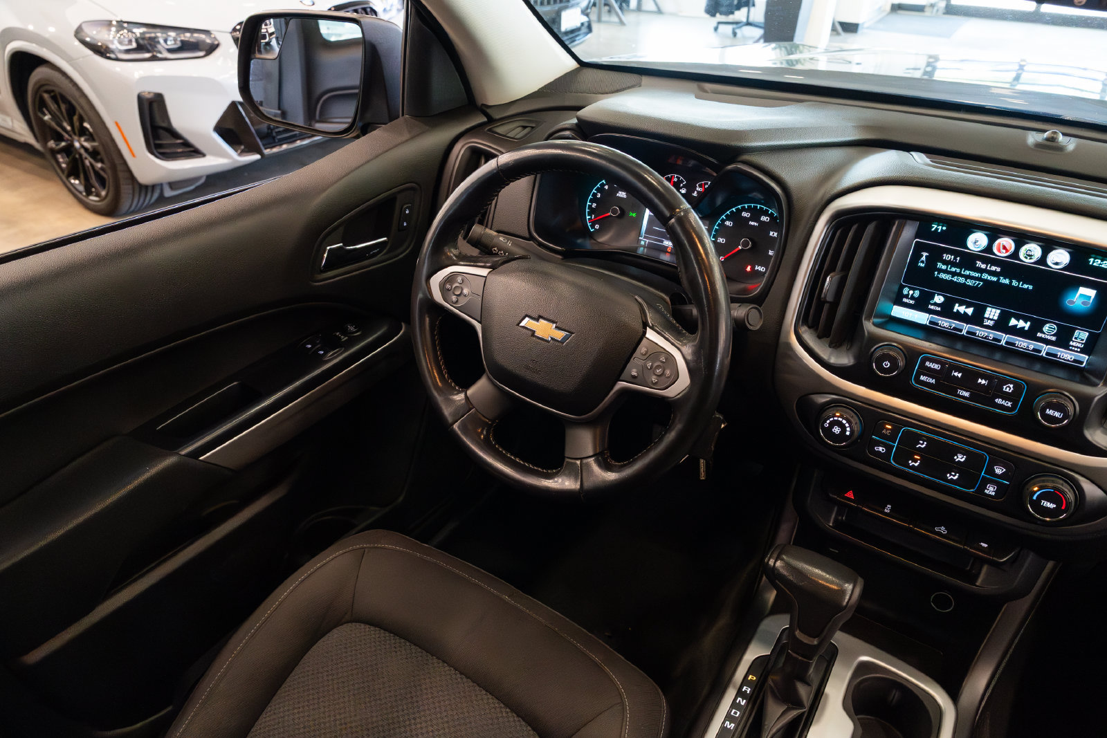 Used 2016 Chevrolet Colorado LT w/ LT Convenience Package RWD image 10