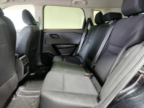 Used 2023 Nissan Rogue S image 13