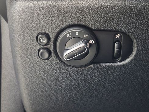 Used 2024 MINI Cooper SE image 37