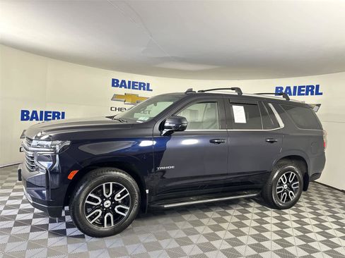 Used 2023 Chevrolet Tahoe LT w/ Luxury Package AWD/4WD image 2