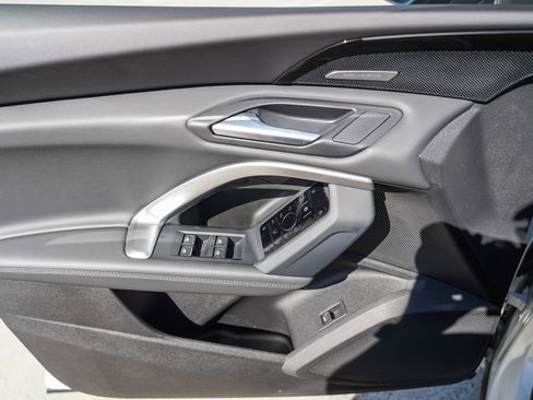 New 2025 Audi Q5 Prestige AWD/4WD image 17