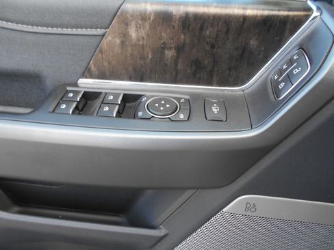 New 2025 Ford F250 Lariat w/ Lariat Ultimate Package image 34