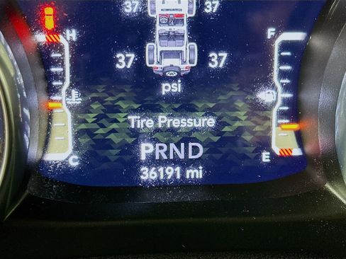 Used 2021 Jeep Wrangler Unlimited Rubicon w/ Uconnect 4C Nav & Sound Group AWD/4WD image 16