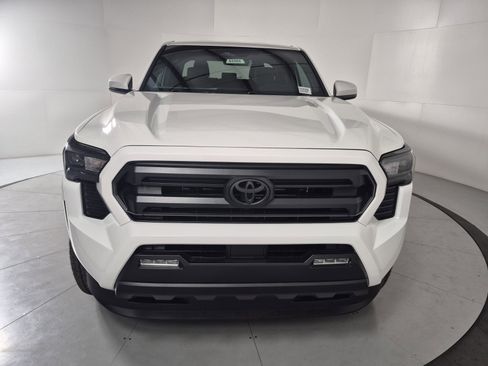 New 2026 Toyota Tacoma SR5 image 8