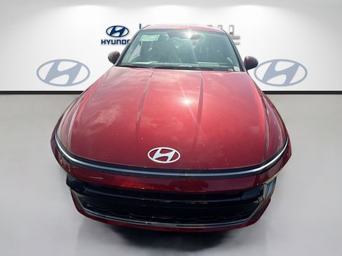 New 2026 Hyundai Sonata SE FWD image 2