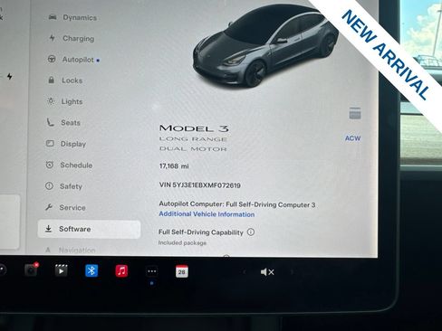 Used 2021 Tesla Model 3 Long Range AWD/4WD image 23