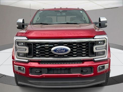 Used 2025 Ford F450 Platinum w/ Platinum Plus Package AWD/4WD image 8
