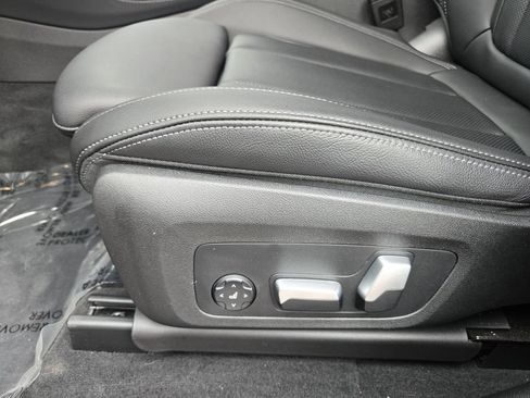 Used 2024 BMW X4 M40i AWD/4WD image 24